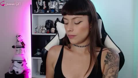 Snapshot of pinkcatlive chatting on 05.06.26 Emily online show from 05.06.26