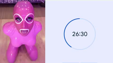 Snapshot of pinklatexgurl chatting on 02.20.26 pinklatexgurl online show from 02.20.26