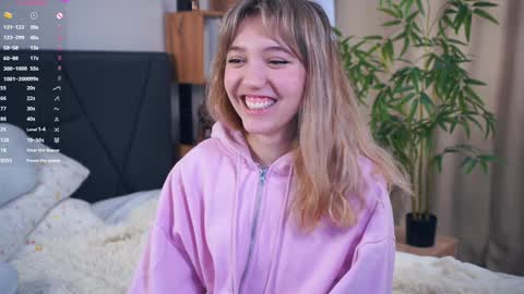 Snapshot of pinkncrazy chatting on 03.05.25 HERES ALICE WELCOME EVERYONE LOVENSE DOMI REACT TO YOUR TIPS LETS MAKE A GREAT SHOW TOGETHER online show from 03.05.25