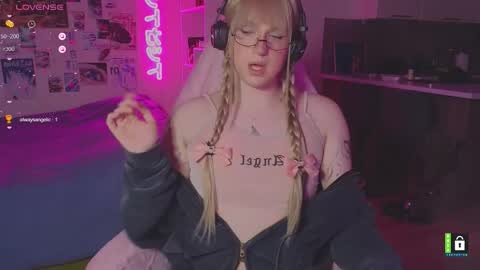 pinkvenom_ online show from 02.26.26