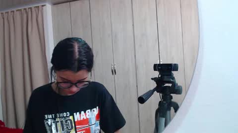 pinky_f00x online show from 03.12.26