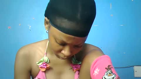 pinky_lov online show from 11.19.25