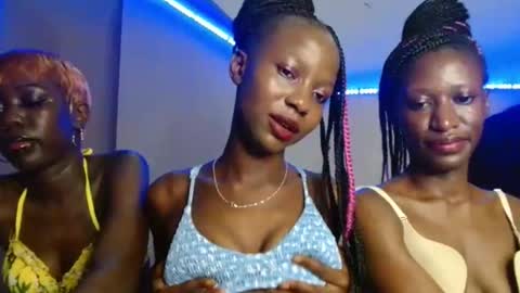 Pinky online show from 11.24.25