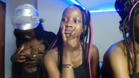 Pinky online show from 11.26.25