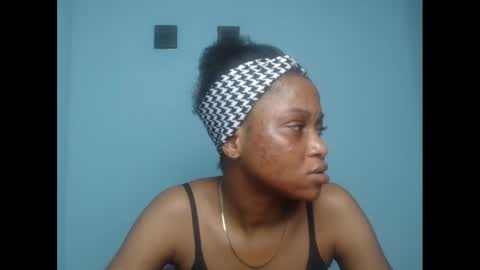 Snapshot of pinkyxxpussy chatting on 01.14.25 pinkyxxpussy online show from 01.14.25