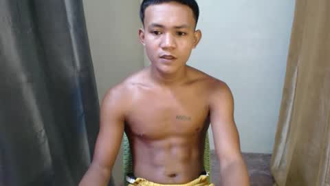pinoy_fucker18 online show from 04.10.26