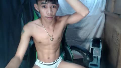 Snapshot of pinoy_oyd69 chatting on 05.29.26 pinoy_oyd69 online show from 05.29.26