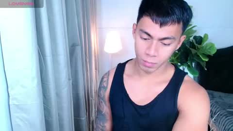 Snapshot of pinoymilker chatting on 06.17.26 ethan online show from 06.17.26