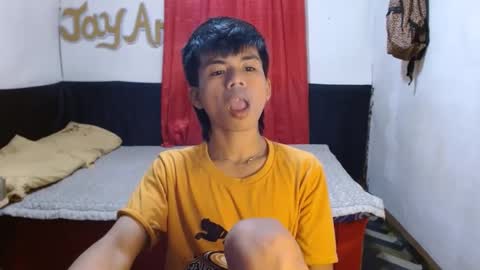 Snapshot of pinoymonstercock_xx chatting on 12.07.24 WIN WIN JAY AR online show from 12.07.24