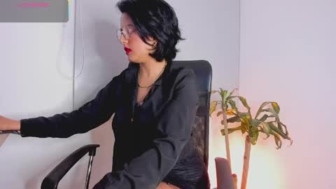 Snapshot of pinupspicy chatting on 04.22.26 Victoria byte online show from 04.22.26