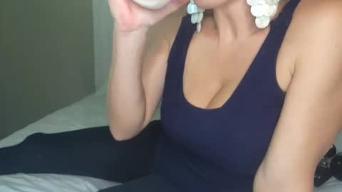 MILF Pippa online show from 02.25.25