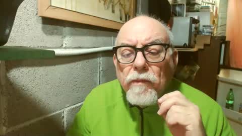 Snapshot of pippetta1 chatting on 11.22.25 pippetta1 online show from 11.22.25