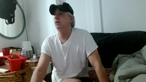 Snapshot of pirate334 chatting on 05.12.26 pirate334 online show from 05.12.26