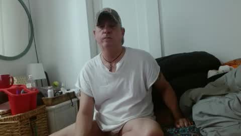Snapshot of pirate334 chatting on 05.27.26 pirate334 online show from 05.27.26
