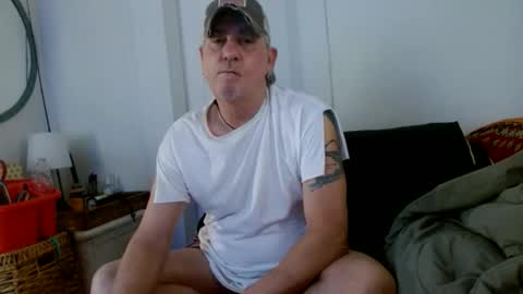 Snapshot of pirate334 chatting on 06.05.26 pirate334 online show from 06.05.26
