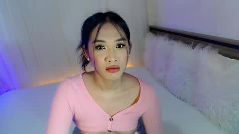 Snapshot of piroulita chatting on 12.14.24 Ari online show from 12.14.24