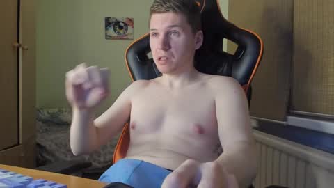 Pierre online show from 12.08.24