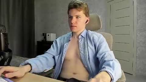 Pierre online show from 06.25.26