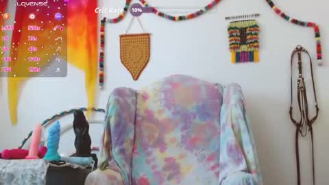 Snapshot of pisces_princess_ chatting on 05.24.26 Em online show from 05.24.26