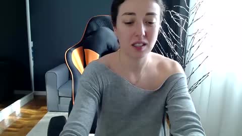 piscesgirl06 online show from 01.10.25