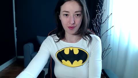 piscesgirl06 online show from 02.25.25