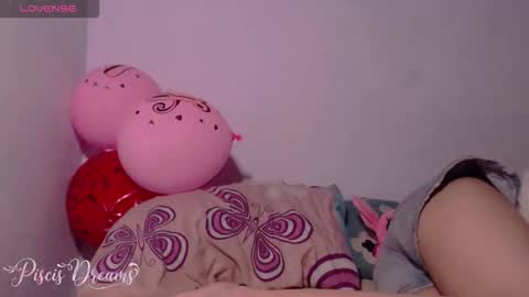 Snapshot of piscis_dreams chatting on 02.22.26 PiscisDreams online show from 02.22.26