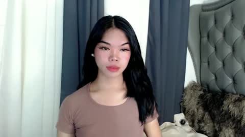 The Girl Named Eyve online show from 02.23.25