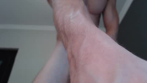 Snapshot of piter_penis chatting on 09.18.25 Piter Penis online show from 09.18.25