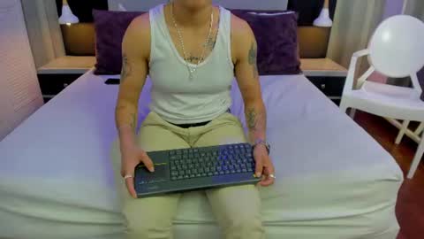 pixelriot online show from 07.04.26