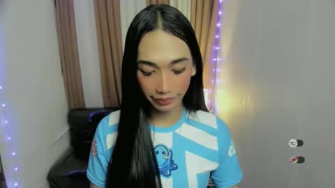 pixiedoll_ online show from 01.13.26