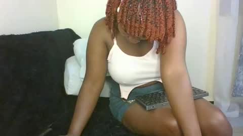 Snapshot of pixietease1 chatting on 09.13.25 pixietease1 online show from 09.13.25