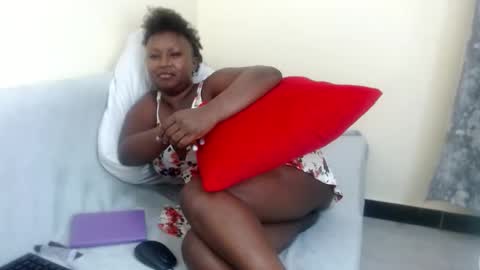 Snapshot of pixietease1 chatting on 10.07.25 pixietease1 online show from 10.07.25