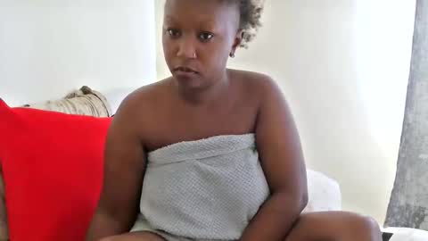 Snapshot of pixietease1 chatting on 10.14.25 pixietease1 online show from 10.14.25