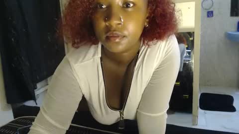 Snapshot of pixietease1 chatting on 02.09.26 pixietease1 online show from 02.09.26