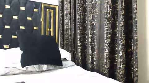 Snapshot of pixietease1 chatting on 02.18.26 pixietease1 online show from 02.18.26