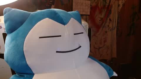 Snapshot of pixinun chatting on 02.06.25 Izzy online show from 02.06.25