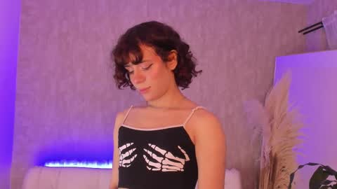 cris online show from 09.19.25