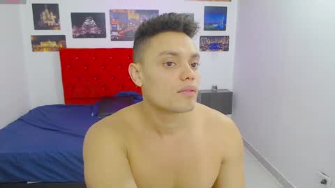 Snapshot of playboy_sex6 chatting on 01.30.25 PETER online show from 01.30.25