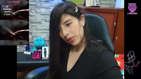 Snapshot of playboybunnyhot chatting on 11.06.25 playboybunnyhot online show from 11.06.25