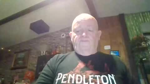 Snapshot of playboychas chatting on 04.07.26 chaz online show from 04.07.26