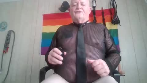 Snapshot of playboychas chatting on 04.20.26 chaz online show from 04.20.26