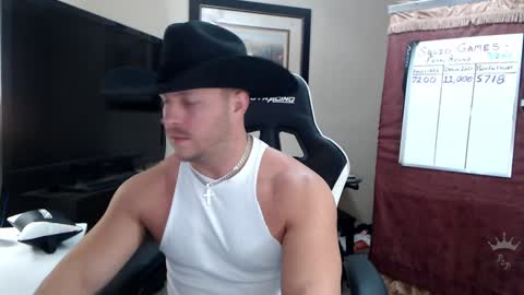 Snapshot of player2pawns chatting on 12.17.24 Player online show from 12.17.24