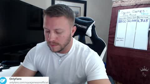 Snapshot of player2pawns chatting on 12.29.24 Player online show from 12.29.24