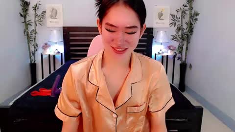 Snapshot of playfulcock69_kate chatting on 02.27.25 kate online show from 02.27.25