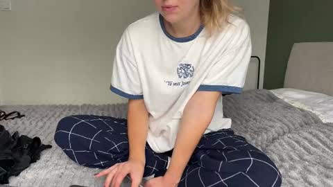 call me Sara  my ONLYFANS  online show from 10.17.25