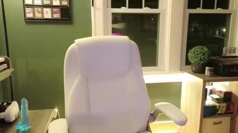 playwithbrittany online show from 12.14.25