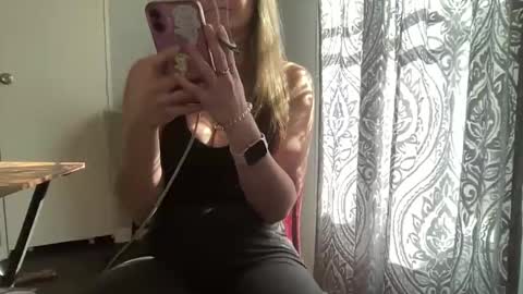 Caity online show from 11.14.25