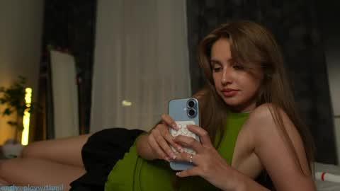 21 y.o Mila online show from 05.28.26