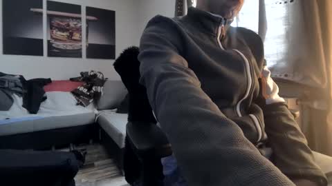 Hello ask me  . Im glad  to see you here in my room. Welcome PVT is open online show from 10.05.25