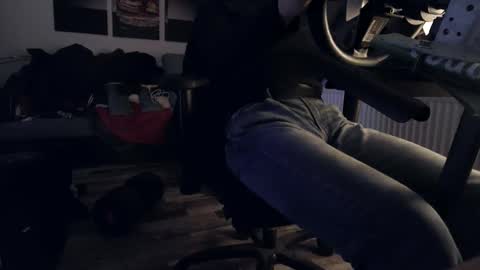 Hello ask me  . Im glad  to see you here in my room. Welcome PVT is open online show from 03.25.26